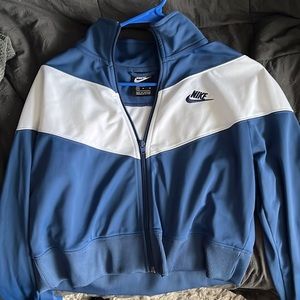 Nike jacket- new but doesn’t have tags
